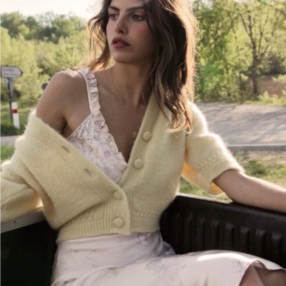 Rouje Women's Pistachio Green Half Sleeve Cardigan - Picture 3 of 7